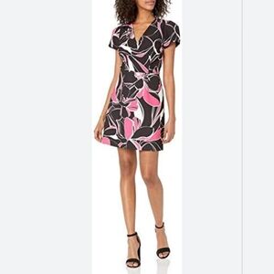 Milly Atalie Stencil Black and Pink Floral Short Sleeve V-neck Mini‎ Dress